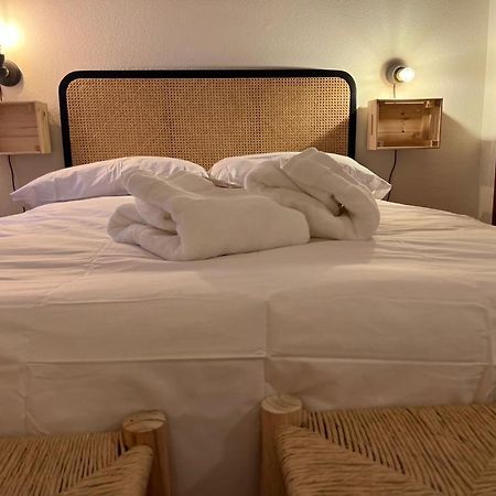 Apartamento Turistico R. Gonzalez Abreu Севиля Екстериор снимка