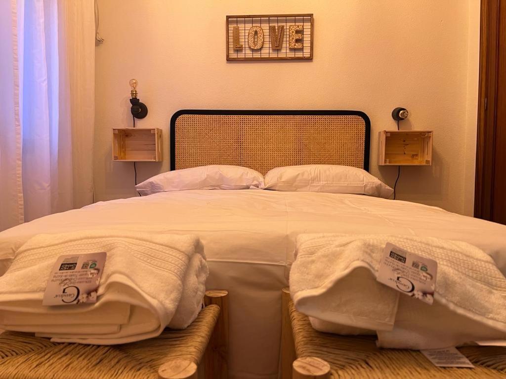 Apartamento Turistico R. Gonzalez Abreu Севиля Екстериор снимка