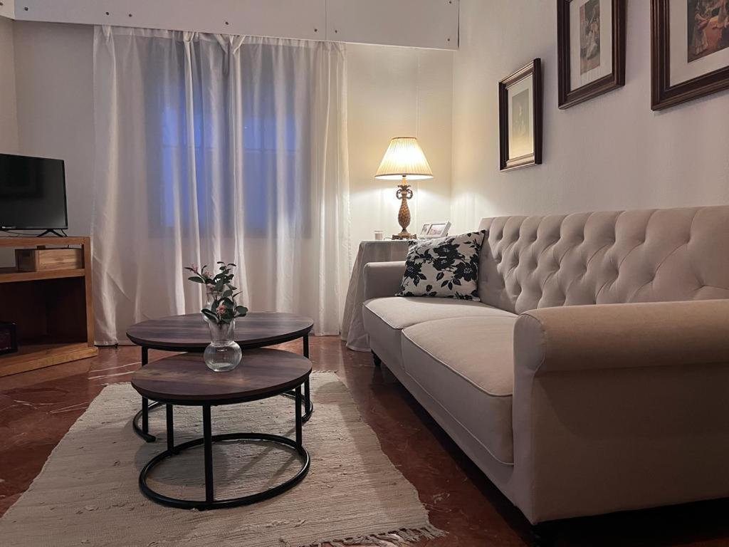 Apartamento Turistico R. Gonzalez Abreu Севиля Екстериор снимка