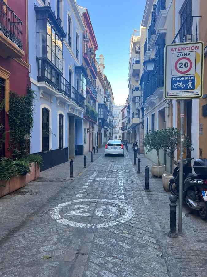 Apartamento Turistico R. Gonzalez Abreu Севиля Екстериор снимка