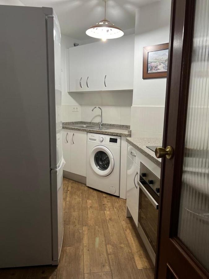 Apartamento Turistico R. Gonzalez Abreu Севиля Екстериор снимка
